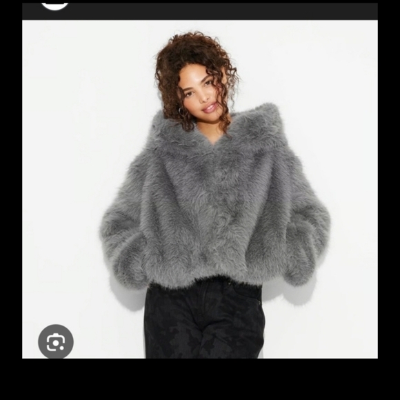 Wild Fable Gray Faux Fur Hoodie Jacket..NWT. Gorgeous - Picture 2 of 7
